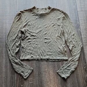 🍁 H&M ribbed knit Crop Top 🍁